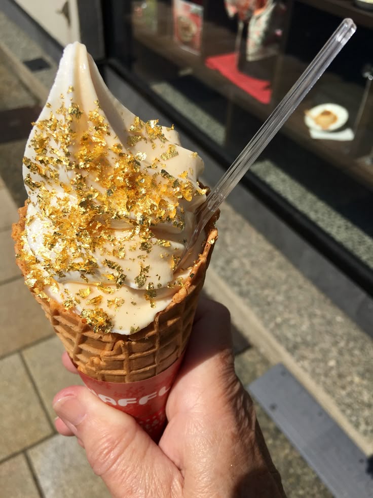 gold leaf