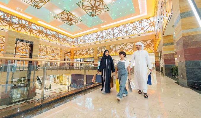 Dubai Summer Surprises 2026 shoppers at a Dubai mall sale